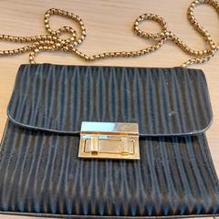 Bag, as reported by EBS OV Poeldijk using iLost