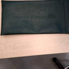 Brillenkoker Vert, zoals gemeld door IKEA Avignon met iLost