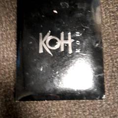 Makeup bag, as reported by Van der Valk Hotel Tiel using iLost