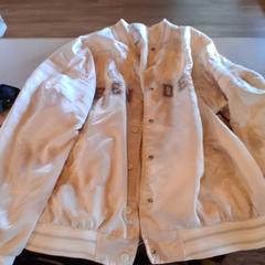 Jacke Beige, gemeldet von Familiepark Drievliet über iLost