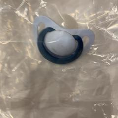 おしゃぶり, jak nahlášeno IKEA横浜 pomocí iLost