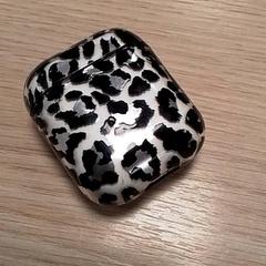 İLost kullanarak Qbuzz Fryslân tarafından bildirildiği gibi Kulaklık tutucu