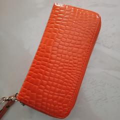 Oranje portemonnee, iLost에 보고됨