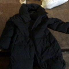 Giacca Zwart, puffer, come riportato da De Heeren van Aemstel utilizzando iLost