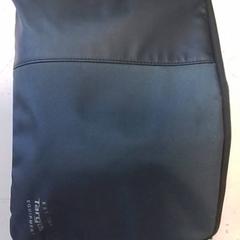 Laptop táska, amint azt Hermes Eindhoven az iLost segítségével jelentette.
