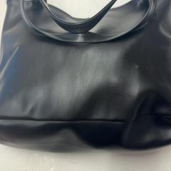 Poltsa, gisa salatu by GVB iLost erabiliz