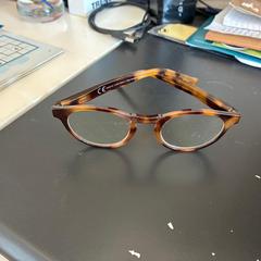 bril, ako bolo nahlásené iLost