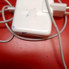 Carregador, segons ha informat UvA REC mitjançant iLost