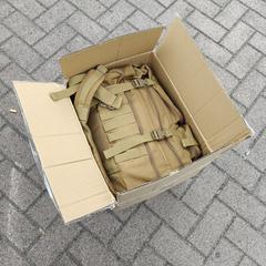 beige backpack, jak bylo nahlášeno na iLost