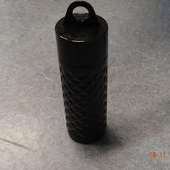 Fles zwart, zoals gemeld door Gemeente Leopoldsburg met iLost