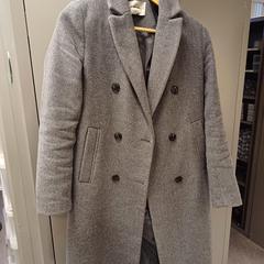 Jas, segundo informou Bolognalaan 101 usando iLost