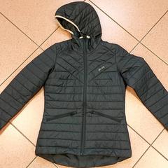 Kleding - Zwarte jas, gisa salatu by Centraal magazijn iLost erabiliz