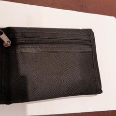 Titolare della carta Nom porteur : AOU***, come riportato da TCL utilizzando iLost