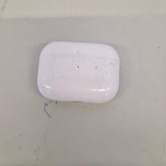 Puzdro na airpods, ako bolo nahlásené Transdev Gooi en Vechtstreek pomocou iLost