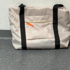 Taška beige, jak nahlášeno IKEA Amersfoort pomocí iLost