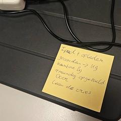Ipad met oplader Wordt opgehaald, ako bolo nahlásené Vrije Universiteit Amsterdam pomocou iLost