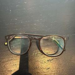 Bicchieri, come riportato da Van der Valk Hotel Amsterdam-Amstel utilizzando iLost