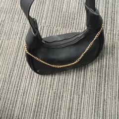 Bag أسود, as reported by محطة الرياض (الرياض) using iLost