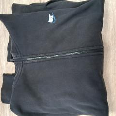 Hoody nike, som rapportert av Pouw Vervoer ved bruk av iLost