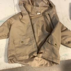 Haurrentzako jaka, gisa salatu by Artis iLost erabiliz