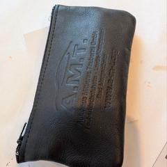 Autoaren giltza, gisa salatu by Inntel Hotels Utrecht Centre iLost erabiliz