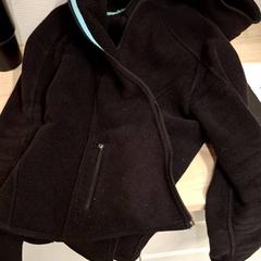 Fleece, jak nahlášeno IKEA Montpellier pomocí iLost