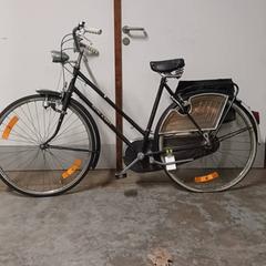 Dámsky bicykel Royal Navy Zwart, ako bolo nahlásené Fietsdepot Hasselt pomocou iLost