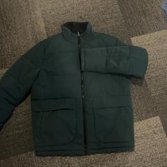 ジャケット Grijs がiLostで Jaarbeurs によって報告されました