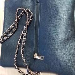 가방, iLost를 사용하여 Hermes Eindhoven에 보고됨