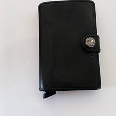 Pénztárcák, amint azt RRReis IJssel-Vecht az iLost segítségével jelentette.