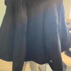 Jacke, iLost를 사용하여 MEININGER Hotel Berlin Airport에 보고됨