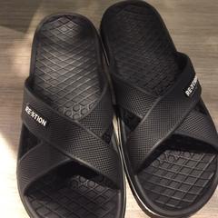 Kleding Slippers, rapporterat av Van der Valk Hotel Vianen med iLost