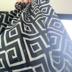 Táska Zwart wit patroon, amint azt Regio Limburg - Leuven az iLost segítségével jelentette.