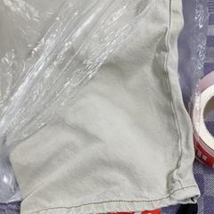 Pantaloni Grijs beige, come riportato da Van der Valk Hotel Heerlen utilizzando iLost