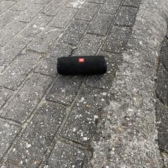 JBL flip 5 Bluetooth speaker, come riportato a iLost