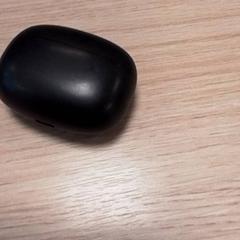 Suport per a auriculars Zwart, segons ha informat Qbuzz Fryslân mitjançant iLost