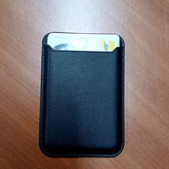 Cardholder - De Bus, as reported by Centraal magazijn using iLost