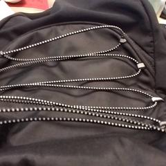 Rugzak Zwart، كما تم الإبلاغ عنه بواسطة Qbuzz Fryslân عبر iLost