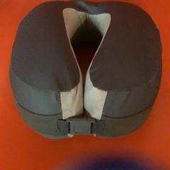 İLost kullanarak MEININGER Hotel Bordeaux Gare Saint-Jean tarafından bildirildiği gibi Cushion For neck