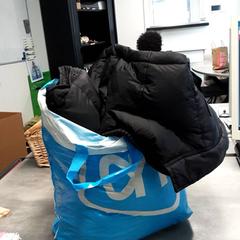 Bolsa Zwart en beige, segundo informou Arriva Friesland / Groningen usando iLost