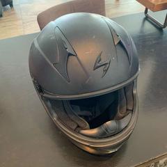 Casco moto Motorhelm, ha sido reportado por Van der Valk Hotel Amsterdam-Amstel con iLost