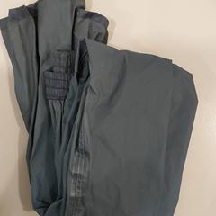 Clothing - Regenbroek blauw, as reported by Centraal magazijn using iLost