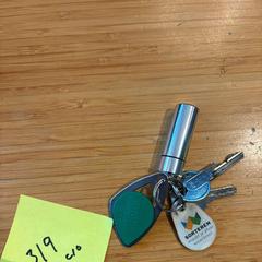 Kulcsok, amint azt Amsterdam ID Aparthotel az iLost segítségével jelentette.