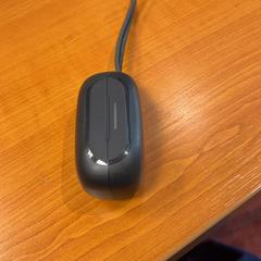 Aurikularretarako euskarria, gisa salatu by Arriva Achterhoek-Rivierenland iLost erabiliz