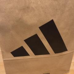 Purchase adidas Kids, a été signalé par Designer Outlet Roermond utilisant iLost