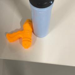 ウォーターボトル がiLostで Silver Sands Beach によって報告されました