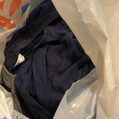 Clothes, amint azt MEININGER Hotel Bordeaux Gare Saint-Jean az iLost segítségével jelentette.