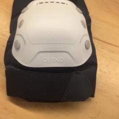 Kniebeschermer, gisa salatu by Pathé Utrecht Leidsche Rijn iLost erabiliz