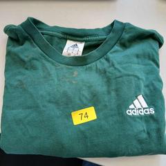 Alkandora Adidas, gisa salatu by Rock Werchter iLost erabiliz