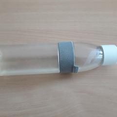 Waterfles, como reportado por Universiteit Gent - Blandijn utilizando o iLost